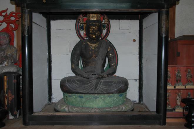 大日如来坐像岩室区