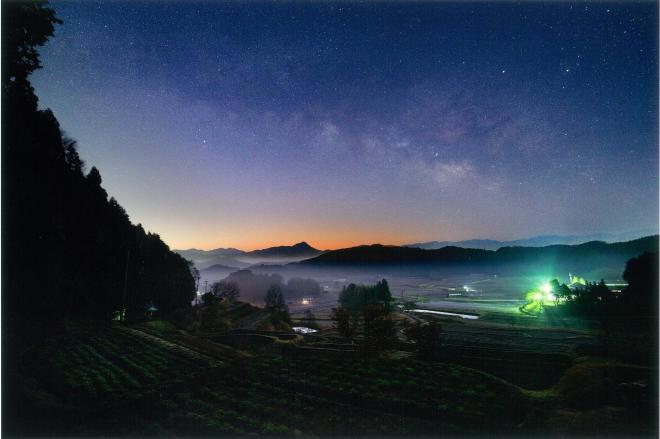 夜明けの天の川の画像