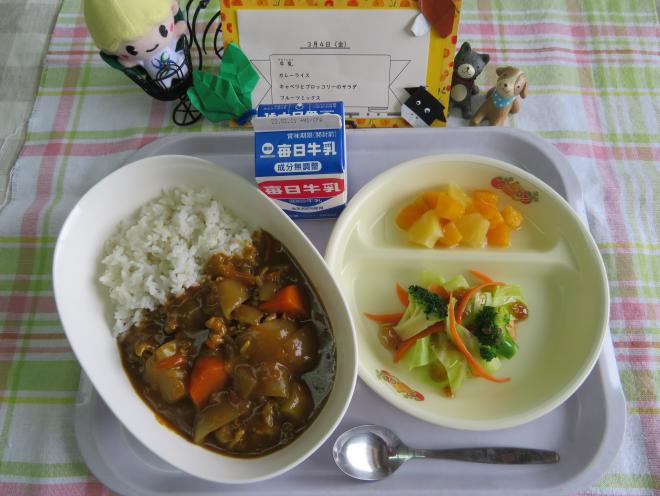 給食の写真3