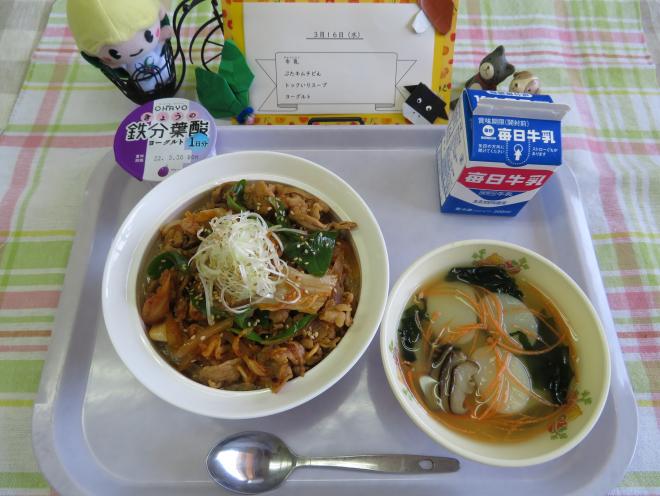 給食の写真11