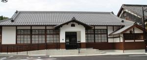 宇陀松山会館正面