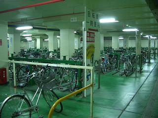 高萩台自転車駐車場場内