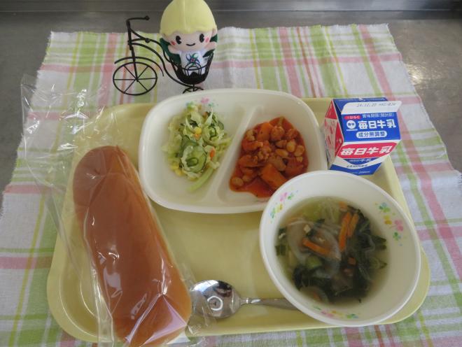 給食の写真の画像6