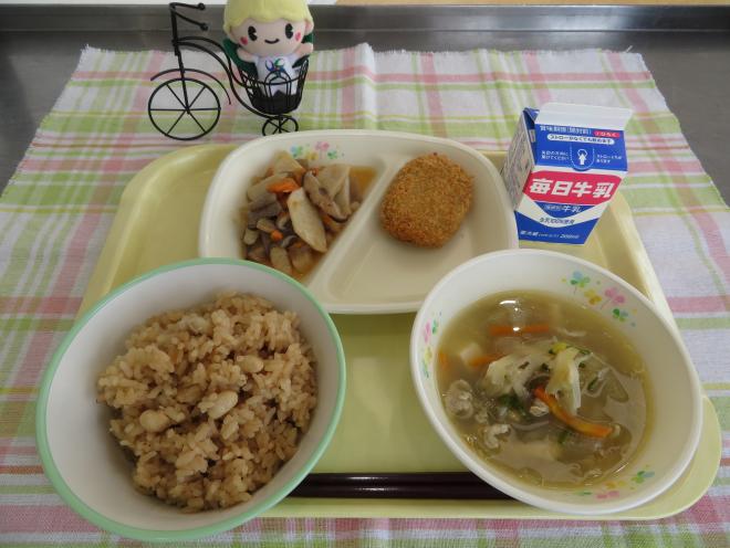 給食の写真の画像9