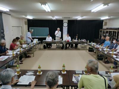 榛原あかね台自主防災会と市長とまちかどトークを開催しているようす